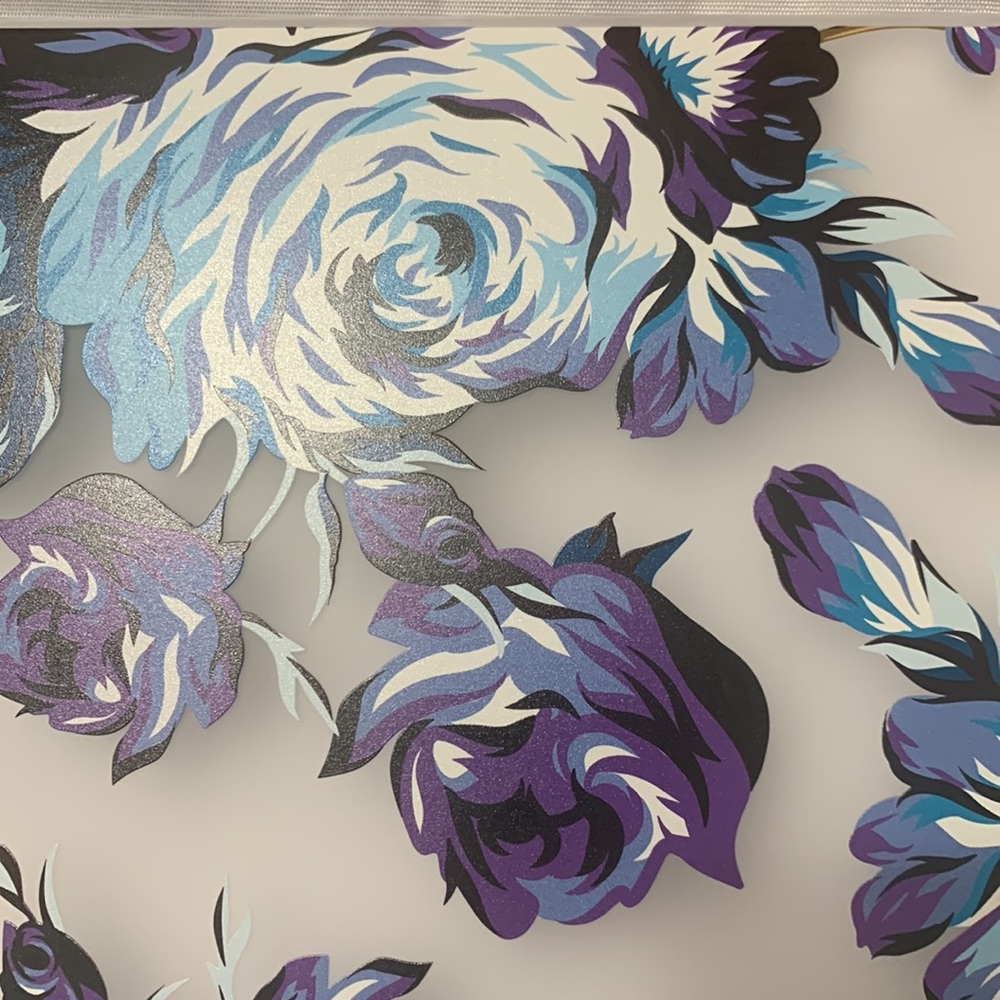 NIB CASETiFY Violet Roses 15” MacBook Pro case. - Picture 6 of 7